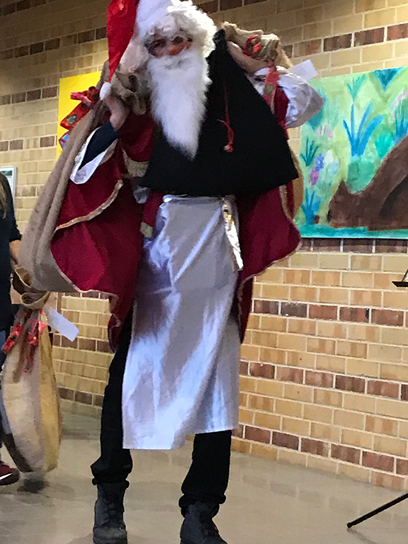 Der Nikolaus war bei uns in der Schule 2018